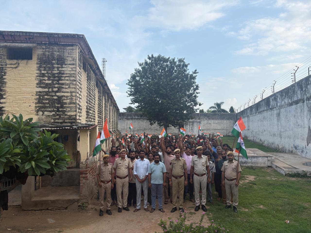 तिरंगा रैली का आयोजन हुआ